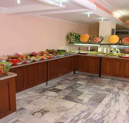 Hotel Raina Turkler